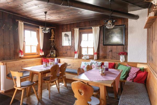 Ferienwohnung Koll อินส์บรุค ภายนอก รูปภาพ